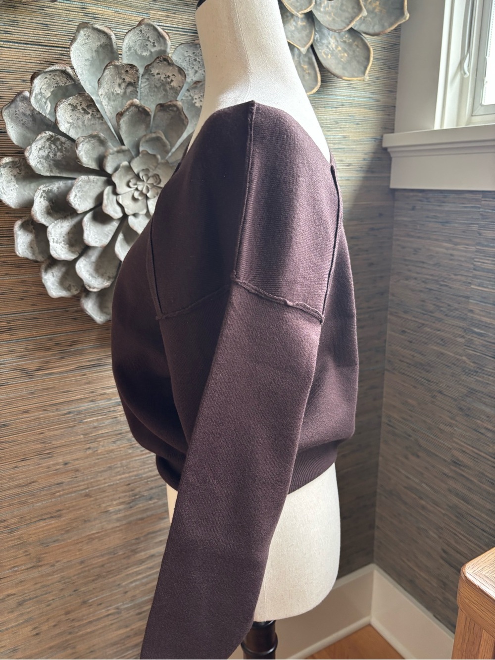Brown V-Neck Asymmetrical Knit Sweater - Picture 4 of 6
